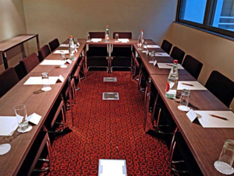 Ac Hotel By Marriott Ambassadeur Antibes - Juan Les Pins Бизнес фото